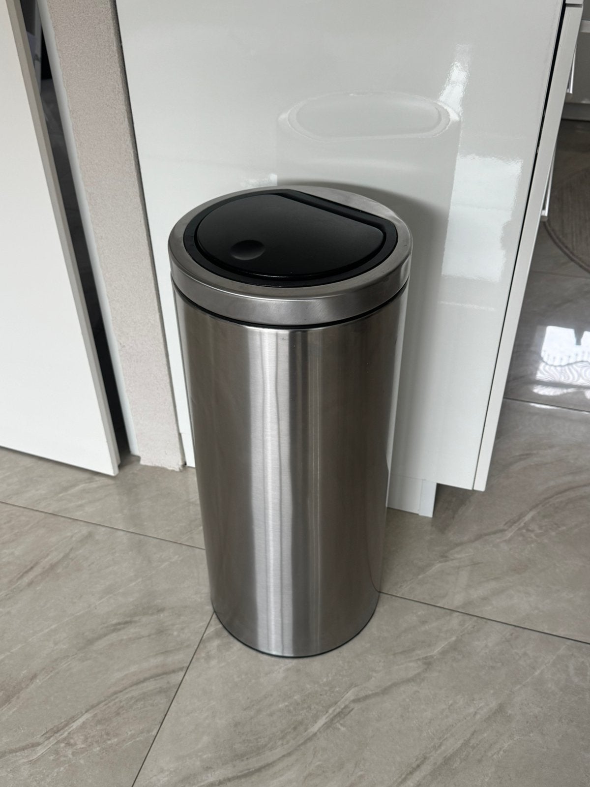 Prullenbak Brabantia touch bin 30liter, Huis en Inrichting, Woonaccessoires | Prullenbakken, 50 – 75, Ophalen of Verzenden, Zo goed als nieuw