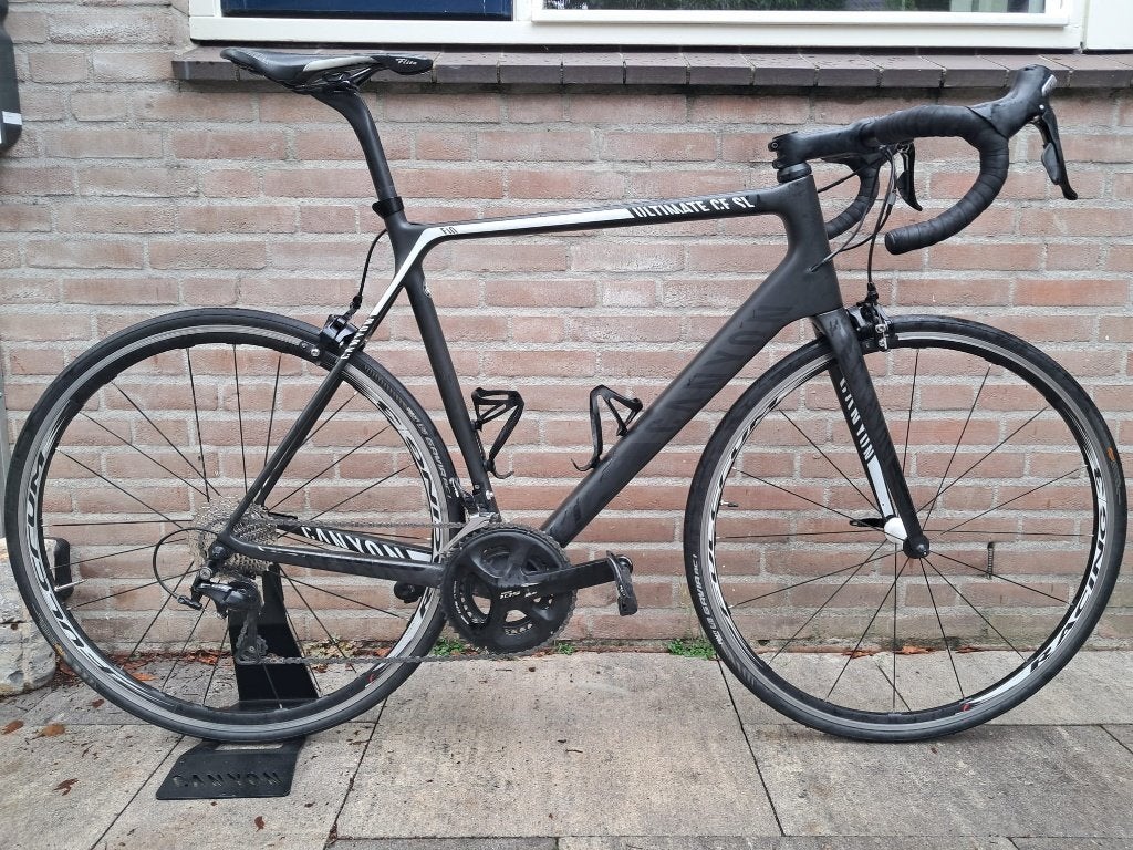 Canyon Ultimate CF SL Racefiets (2020) maat M (175-185 m), 28 inch, Gebruikt, Carbon, Meer dan 20 versnellingen