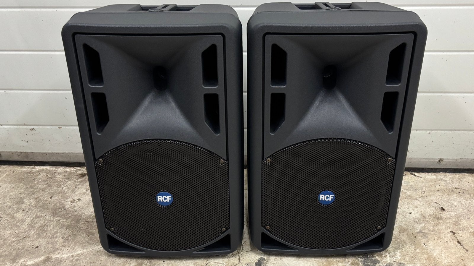 RCF Art 310, Ophalen, 120 watt of meer, Front, Rear of Stereo speakers, Overige merken