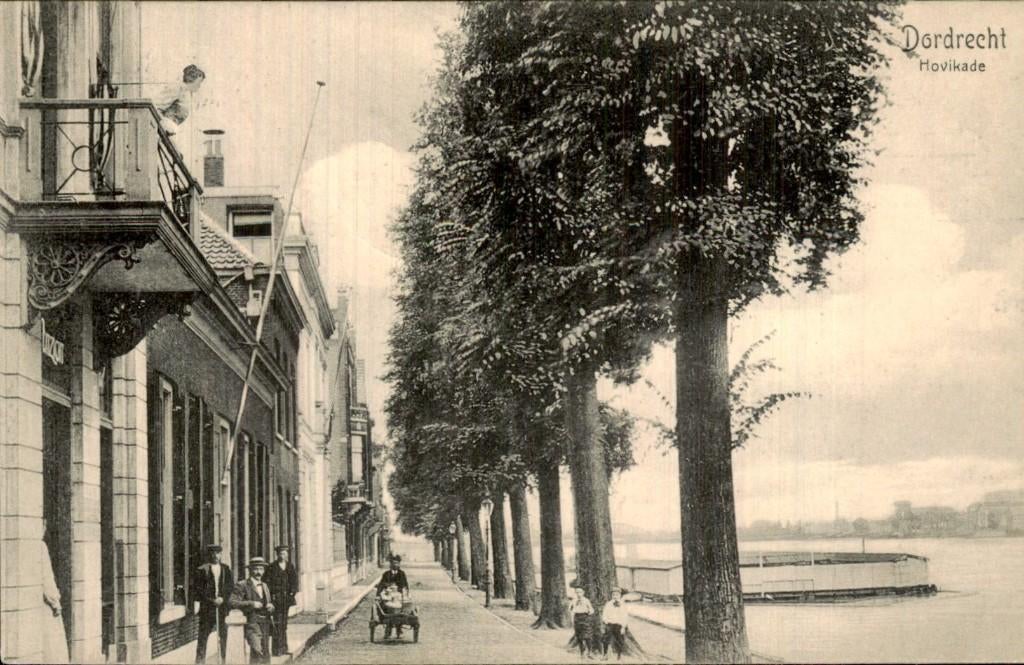 Dordrecht - Hovikade - Boomlaan langs kade, Ophalen of Verzenden, Voor 1920, Gelopen, Zuid-Holland
