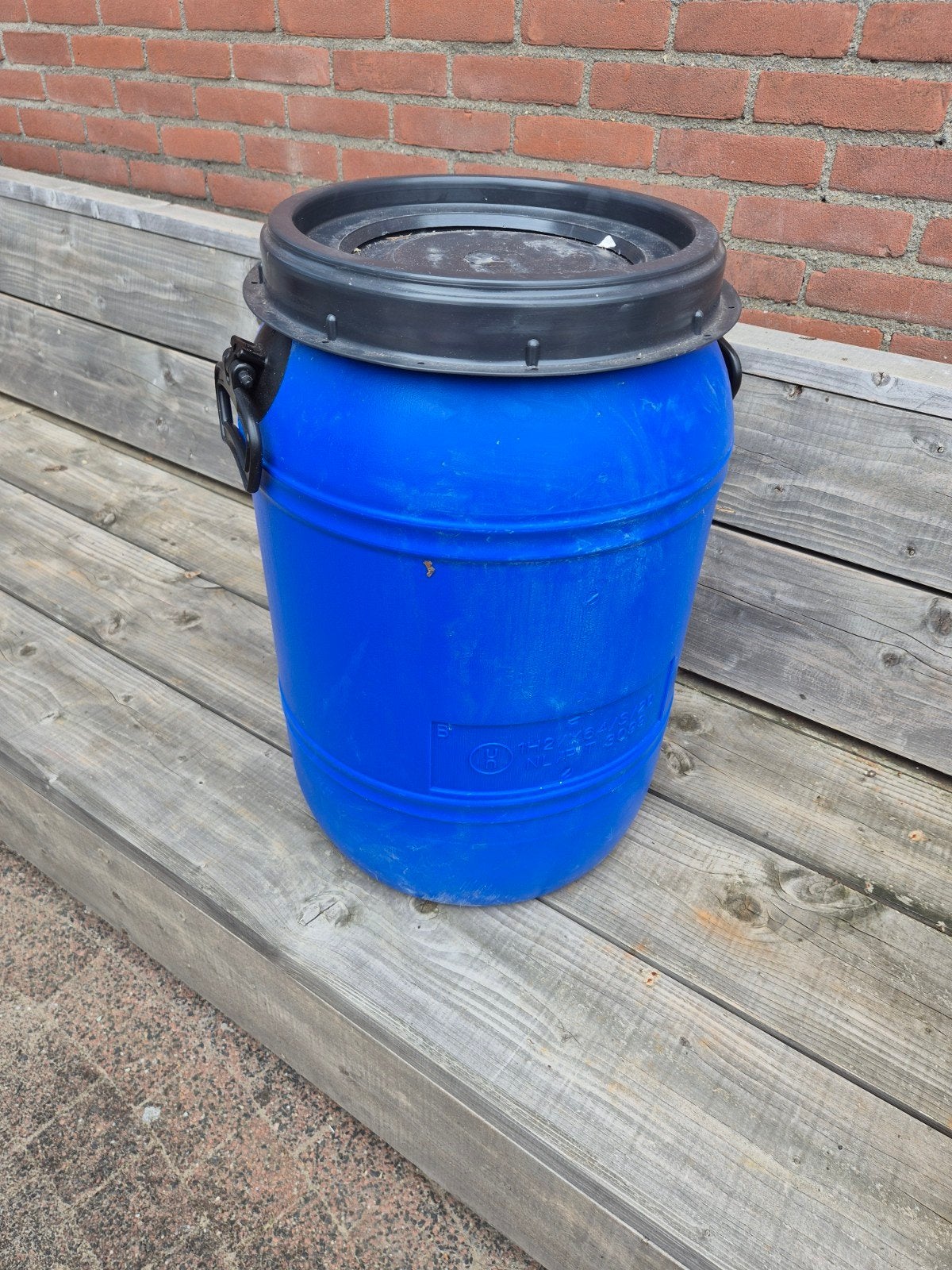 60 liter kunststof vat met deksel - Blauw, Ophalen, Gebruikt, Overige typen, Minder dan 50 cm