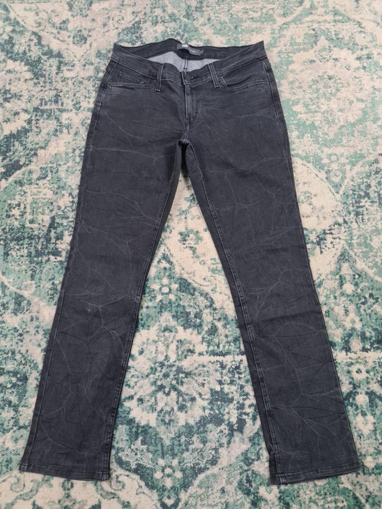 Levi's 524 straight Fit W29 L32 Tulsi2932 Grijs Mid-rise, Ophalen of Verzenden, Zo goed als nieuw, W30 - W32 (confectie 38/40)