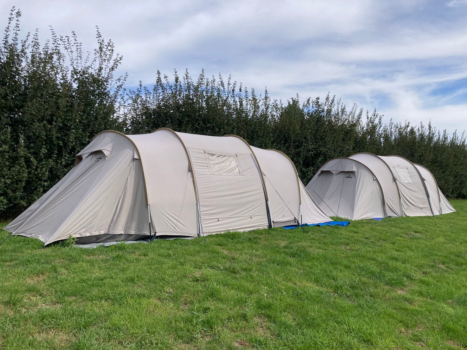 Twee tenten Nomad Masai, Caravans en Kamperen, Ophalen, Gebruikt, Tot en met 6