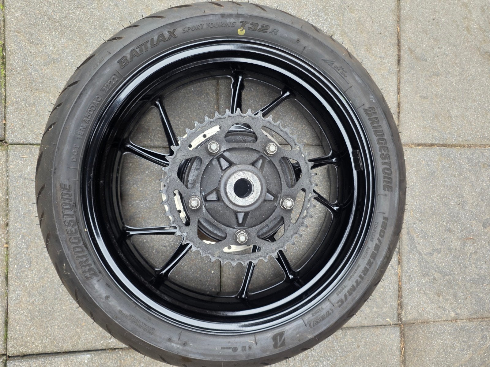 Achtervelg Bmw f900 r xr nieuwe band, Ophalen of Verzenden, Gebruikt