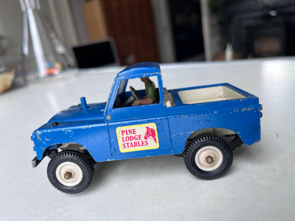 Britains LTD 1/32 scale S.W.B. Land-rover 1975, Hobby en Vrije tijd, Modelauto's | 1:32, Ophalen, Gebruikt, Overige typen, Britains