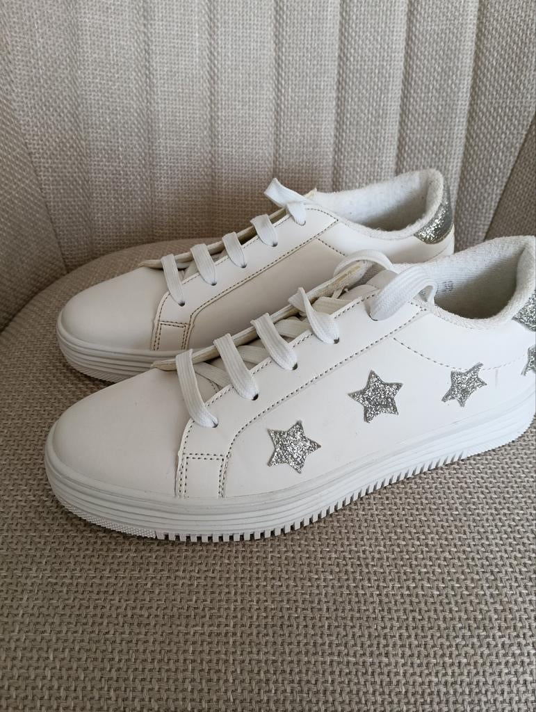 Miss Behave Gympen/sneakers, Ophalen, Zo goed als nieuw, Sneakers of Gympen