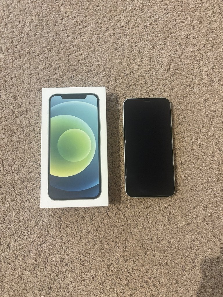 Nette iphone 12   64gb, Telecommunicatie, Mobiele telefoons | Apple iPhone, Ophalen, Gebruikt, Wit, 76 %