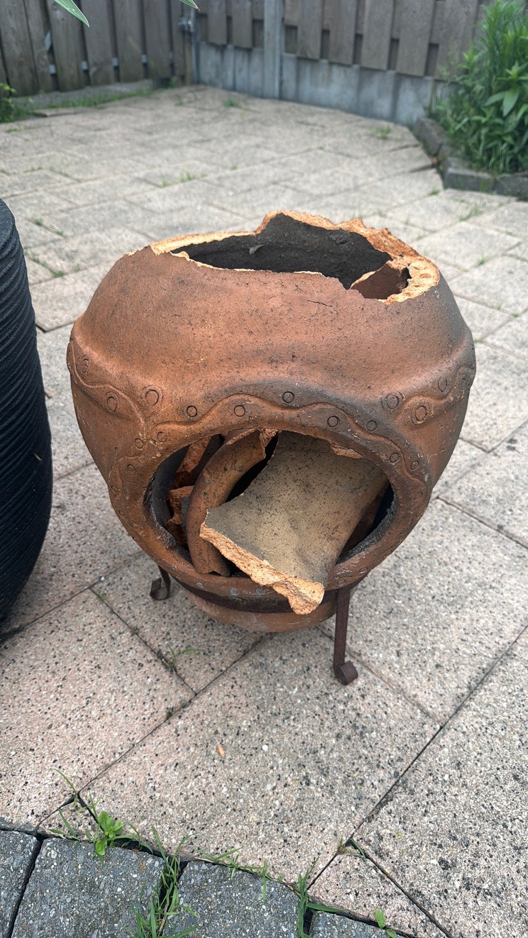 GEZOCHT: stenen vuurkorf, tuinhaard, Tuin en Terras, Vuurkorven, Ophalen of Verzenden