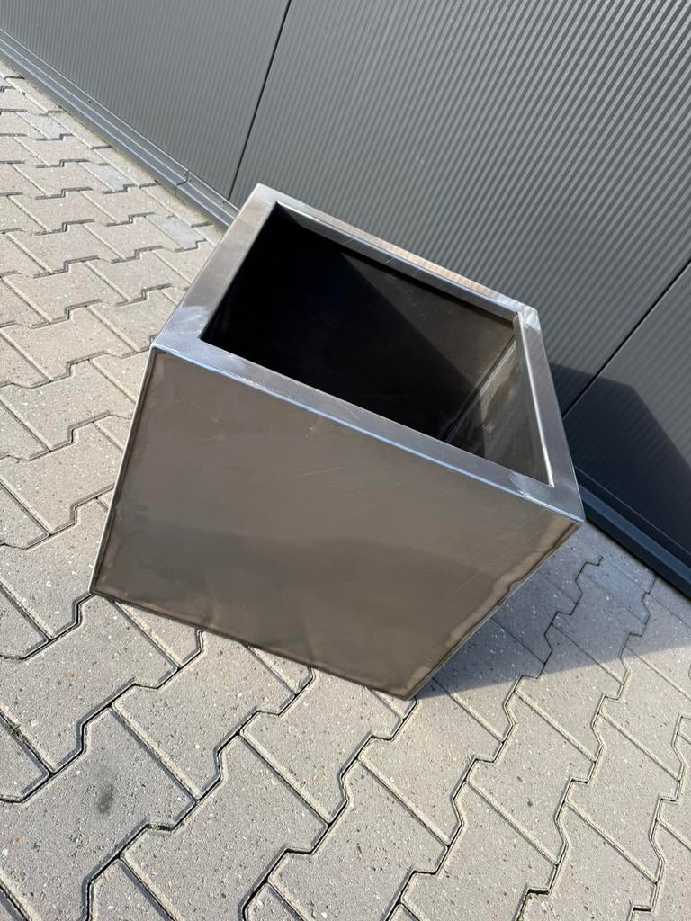 Cortenstaal bloembak 50x50x45, Ophalen of Verzenden, Zo goed als nieuw, Metaal