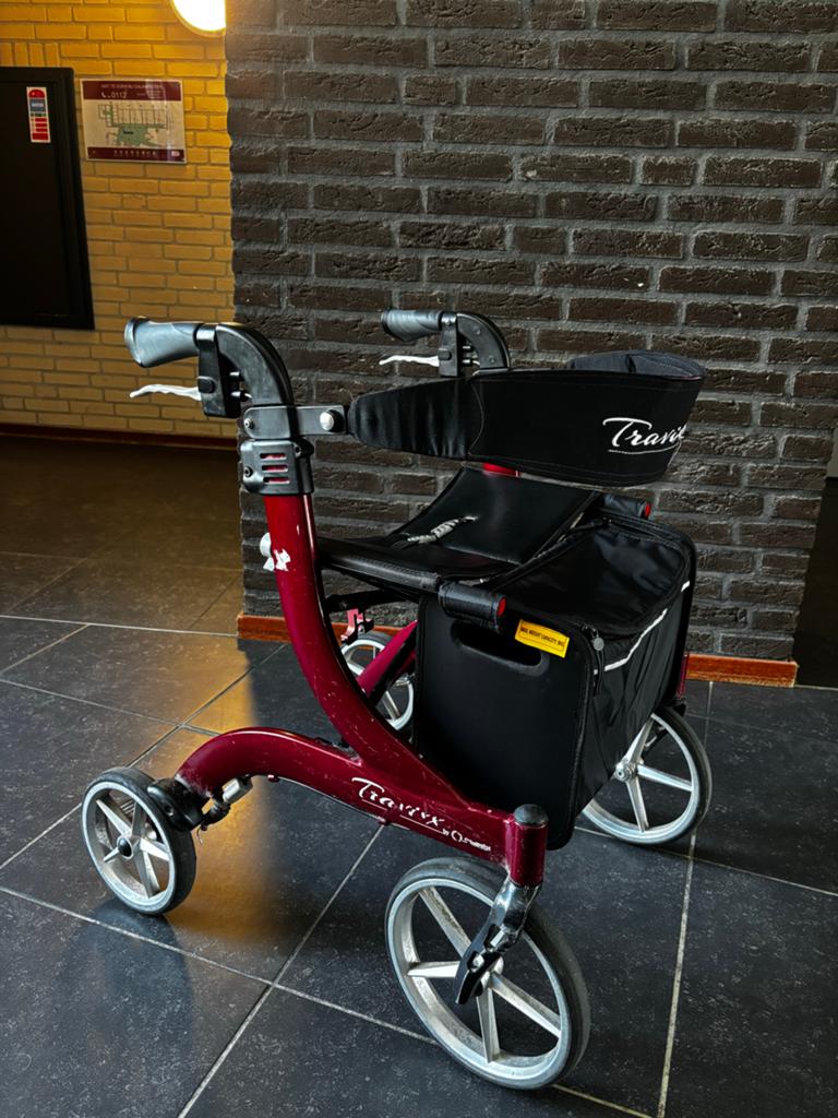 Travixx deluxe rollator maat S, Diversen, Ophalen, Opvouwbaar, Gebruikt