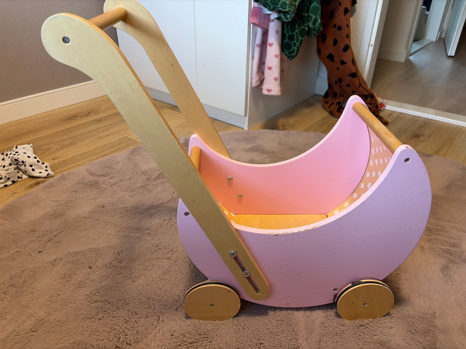 Houten poppenwagen van HEMA, Kinderen en Baby's, Ophalen, Gebruikt, Babypop