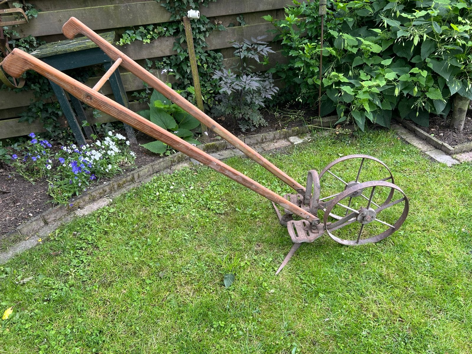 Oude dubbele schoffelmachine, Antiek en Kunst, Ophalen