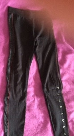 leuke broek van pink soda mt 34, Kleding | Dames, Zwart, Ophalen of Verzenden, Maat 34 (XS) of kleiner, Lang