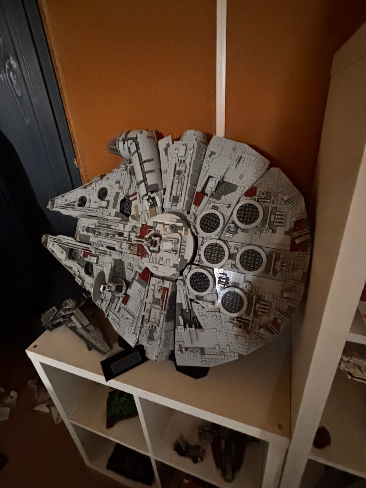 LEGO Star Wars UCS Millennium Falcon – compleet, Lego, Ophalen of Verzenden, Zo goed als nieuw, Compleet
