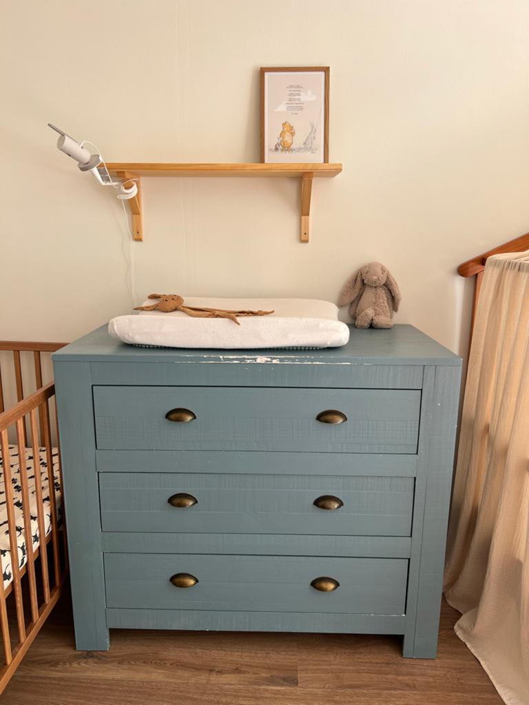 Blauw geverfde commode met 3 laden, Ophalen, Gebruikt, 50 tot 70 cm, 100 cm of meer