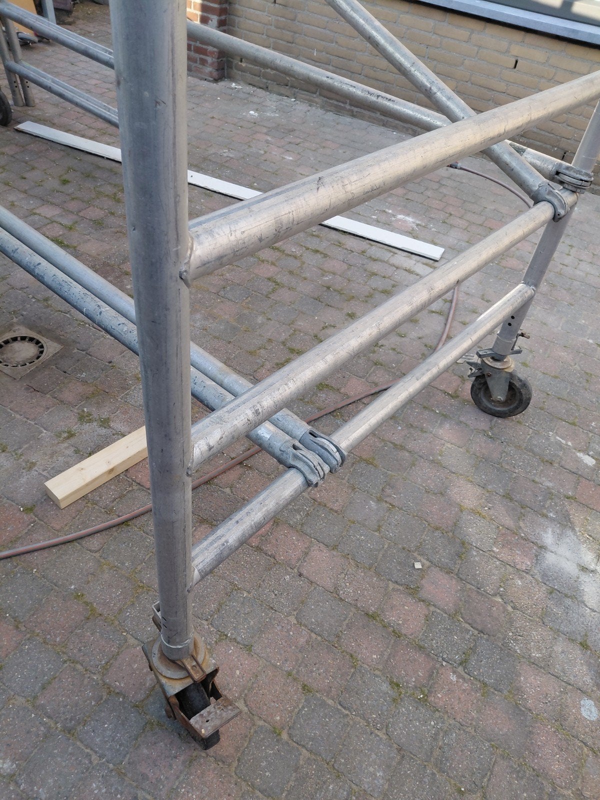 Altrex Rolsteiger - Zo goed als nieuw, Ophalen, Gebruikt, Rolsteiger of Kamersteiger, 5 meter of hoger