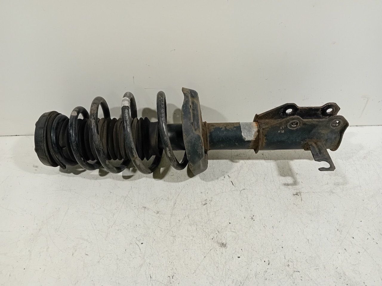 Veerpoot links voor Opel Astra, Onderdelen@venauto.nl, Van der Ven Autorecycling B.V., Gebruikt, Ettenseweg 76, 4706 PB Roosendaal, The Netherlands