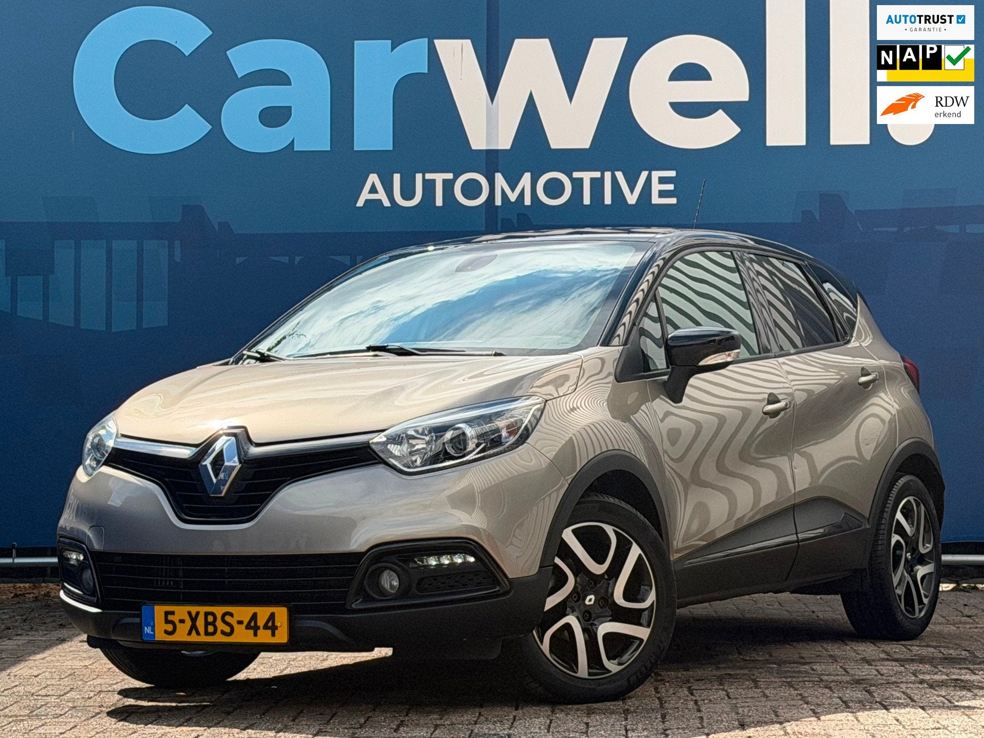 Renault Captur 0.9 TCe Dynamique|2e Eigenaar|Trekhaak|Navi|C, Auto's, Voorwielaandrijving, Stof, Gebruikt, Zwart