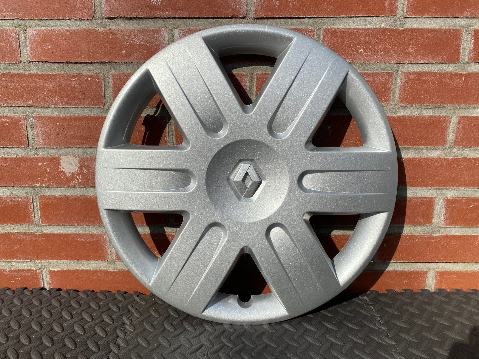 1 originele Renault Megane en Scenic wieldop 16 inch, Auto diversen, Ophalen of Verzenden, Gebruikt