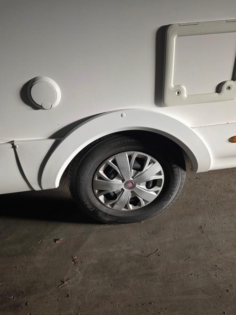 Banden met velgen voor Camper 225 75 R16, Ophalen