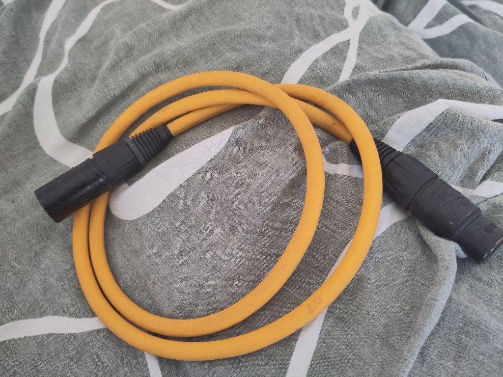 Van den Hul D-102 III Hybrid MKIII professional audio cables, Audio, Tv en Foto, Audiokabels en Televisiekabels, Interlink-kabel