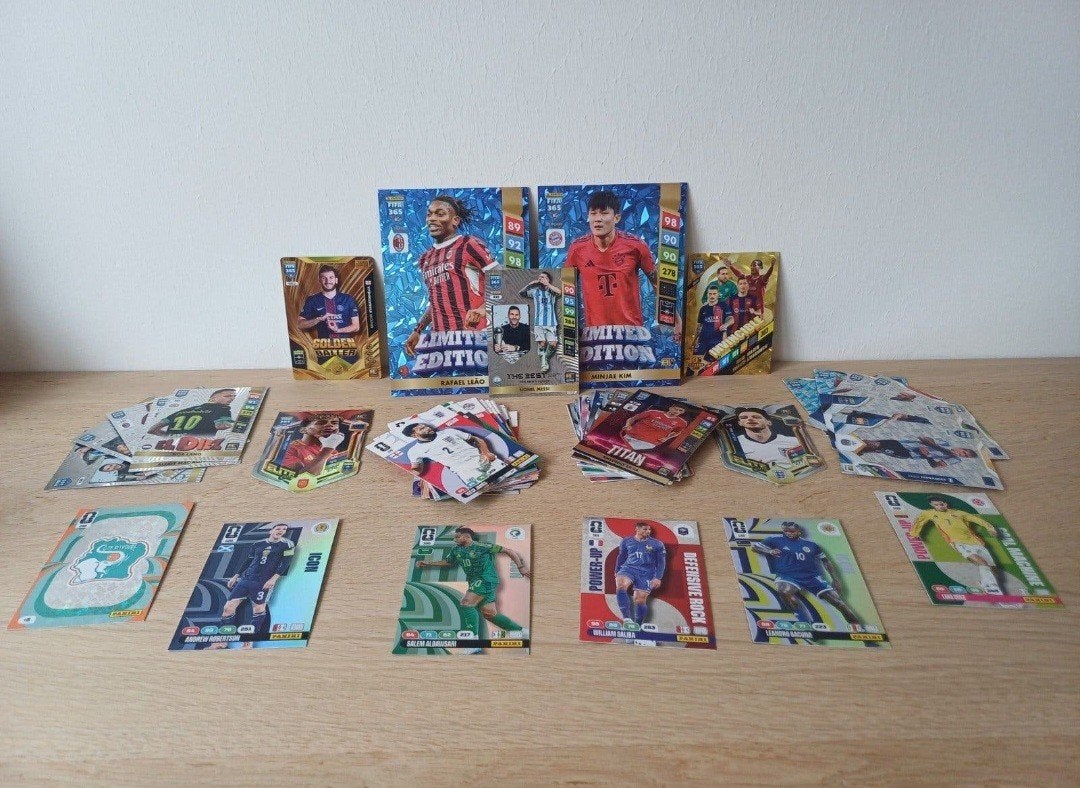 Panini FIFA 365 Adrenalyn XL 2024 Voetbal Kaarten Bundel, Ophalen of Verzenden, Zo goed als nieuw, Buitenlandse clubs, Spelerskaart