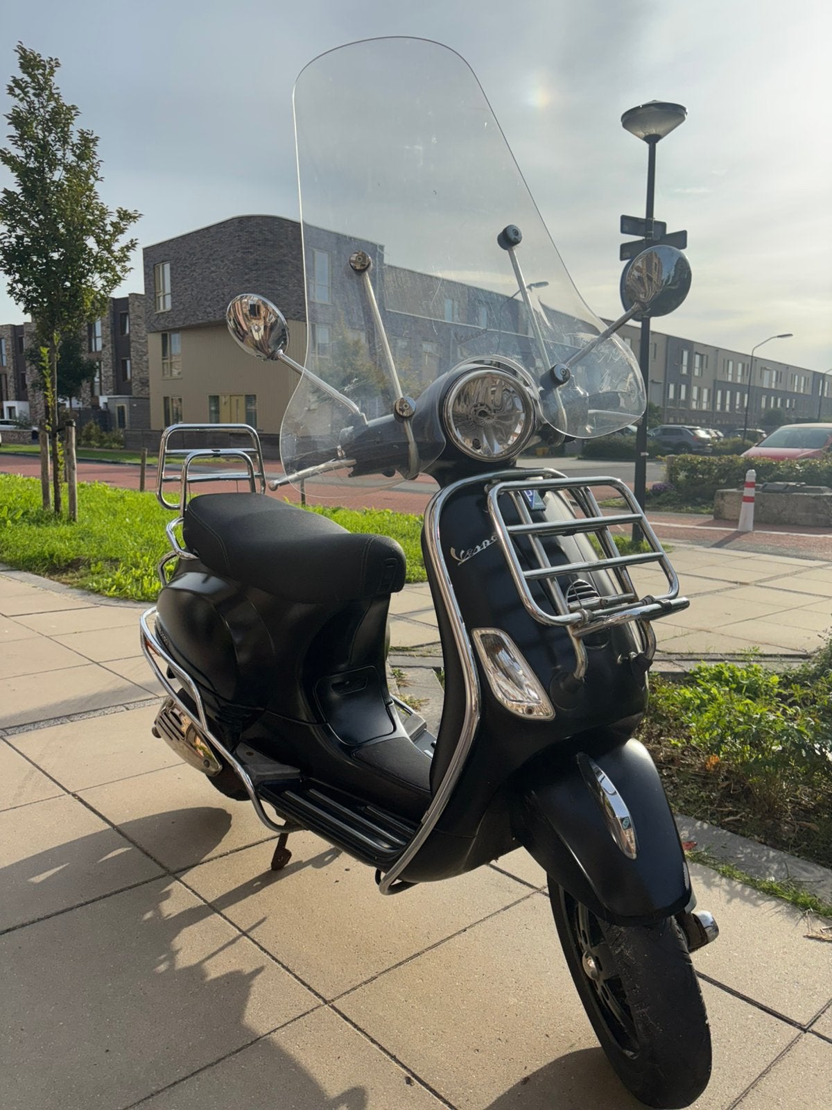 Vespa LX50 Zwart - Blauw Kenteken, Ophalen, Gebruikt, Benzine, Vespa
