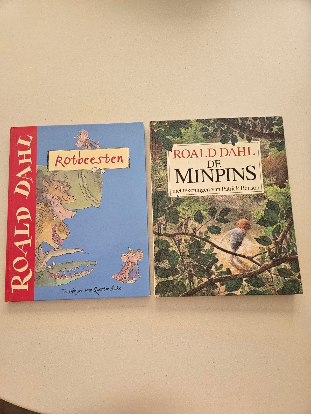 Roald Dahl - Rotbeesten en de Minpins, Boeken, Roald Dahl, Fictie algemeen, Ophalen of Verzenden, Zo goed als nieuw