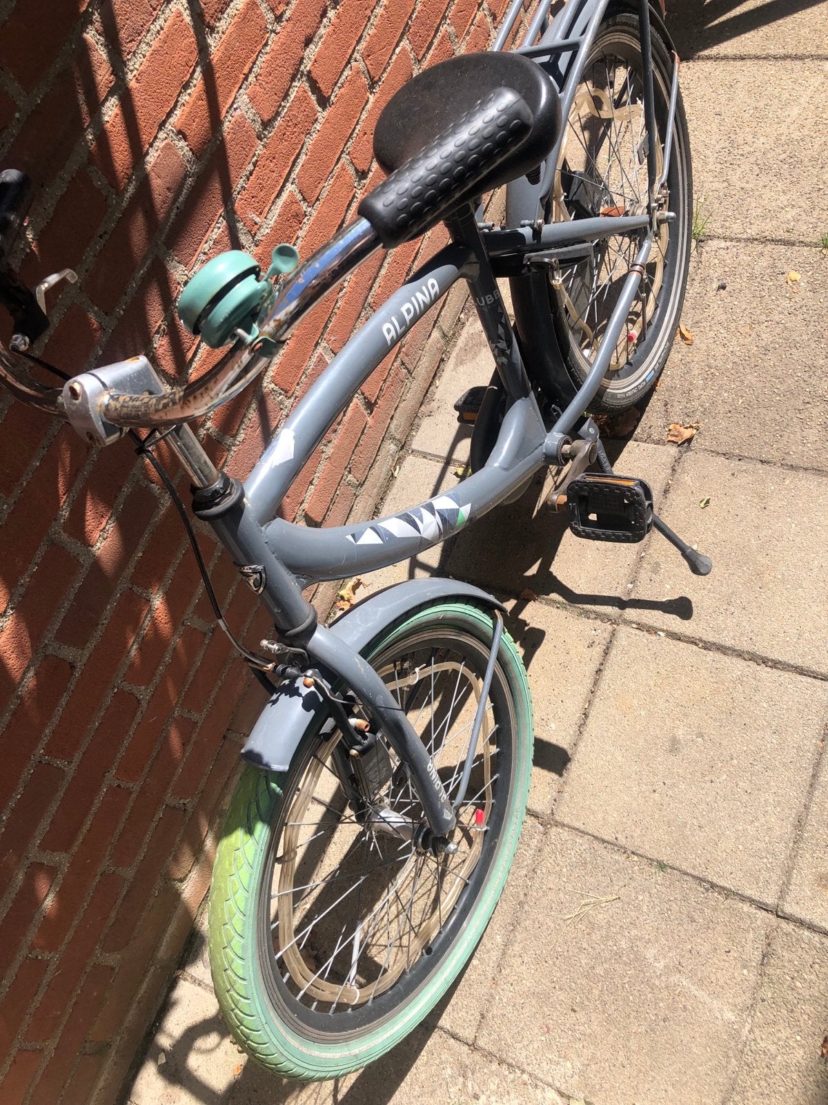 Alpina kinderfiets 22 inch - Grijs met mintgroene band, Ophalen, Terugtraprem, 22 inch, Gebruikt