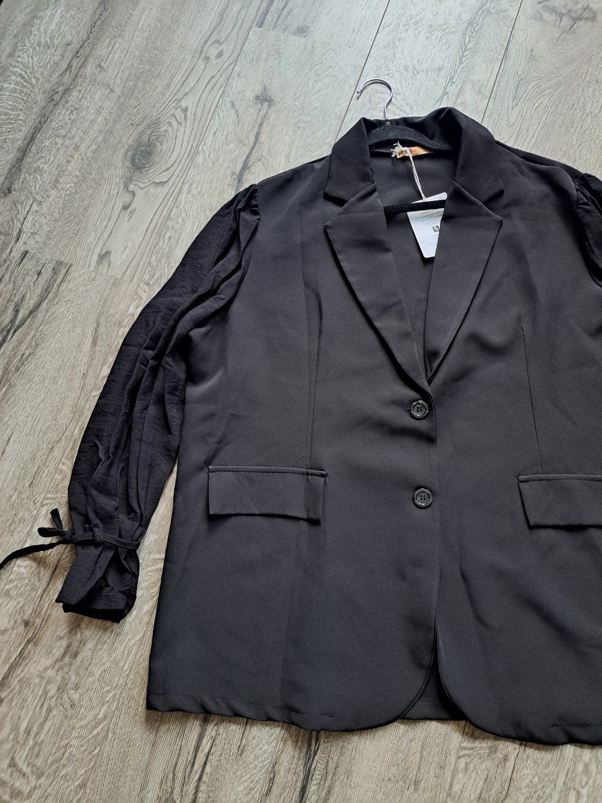 Nieuw zwart colbert/blazer met pofmouwen mt46/48, Ophalen of Verzenden, Nieuw, Zwart, Jasje of Colbert