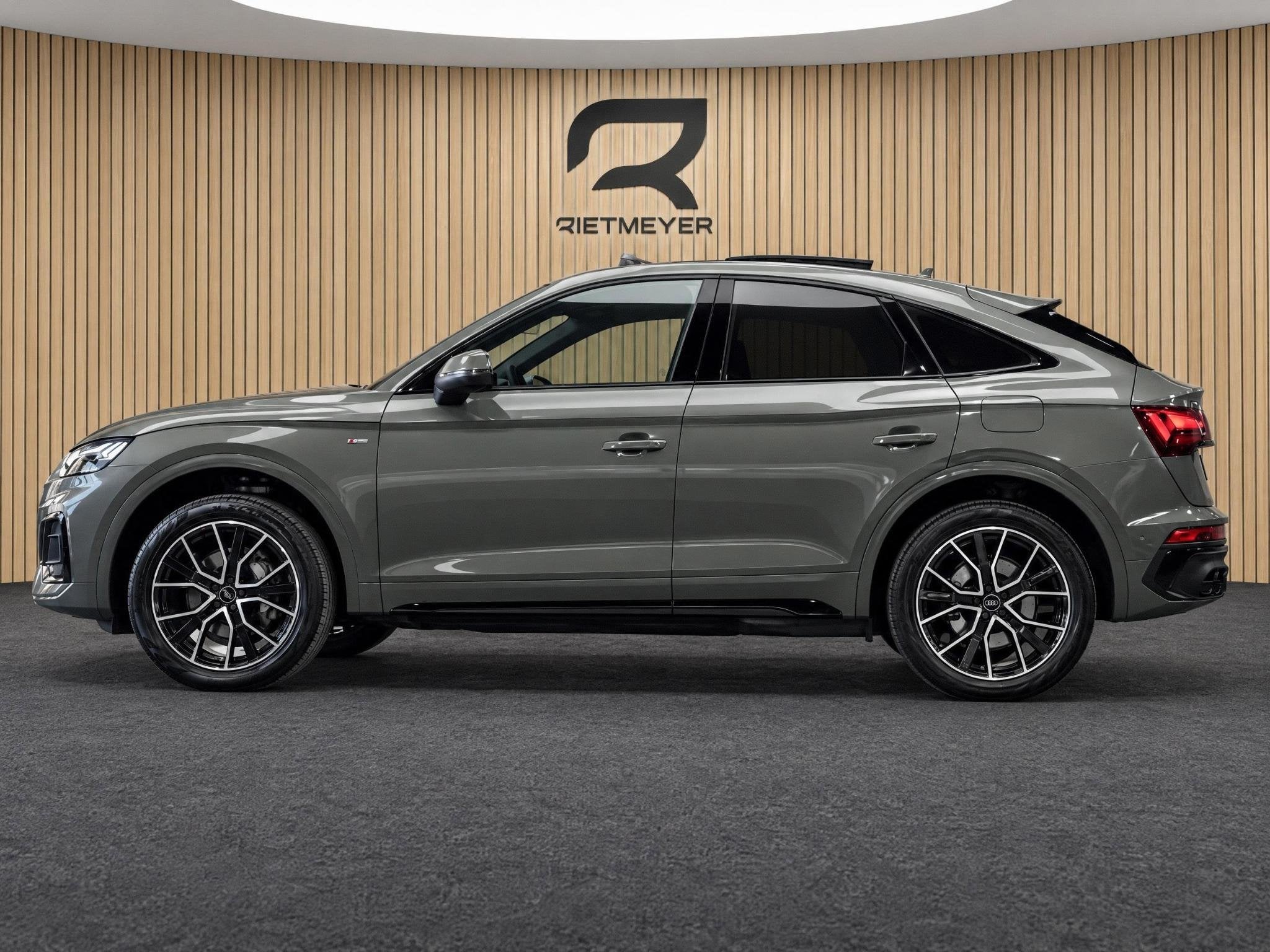 Audi Q5 Sportback 55 TFSI e S edition Competition |Pano |RS, Automaat, 12 maanden, 14 kWh, Gebruikt