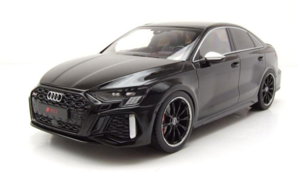 1:18 AANBIEDING! Audi RS3 Limousine uit2022 Zwart IXO Models, Hobby en Vrije tijd, Modelauto's | 1:18, Ophalen of Verzenden, Nieuw