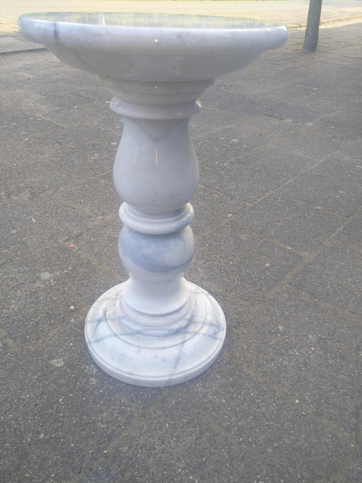 Marmeren sokkel / plantentafel, Ophalen