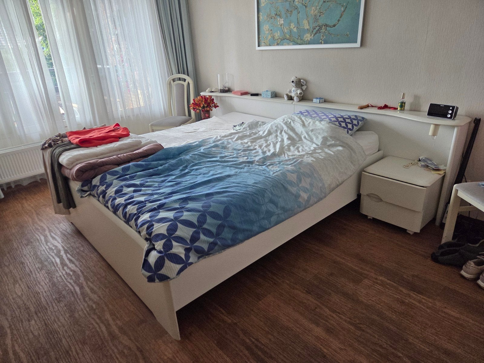 Tweepersoonsbed met 2 nachtkastjes, Ophalen, Gebruikt, Wit, Tweepersoons