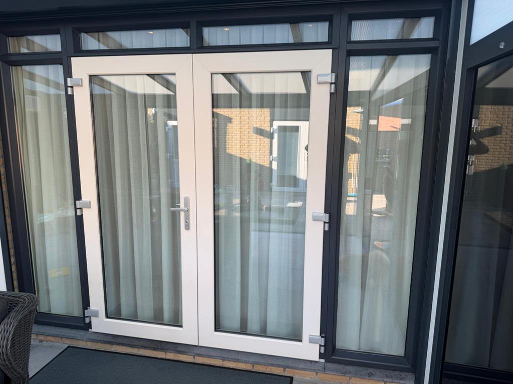 Openslaande deuren met zijlichten, antraciet/crème wit HR++, Ophalen of Verzenden, 120 cm of meer, 215 cm of meer, Glas