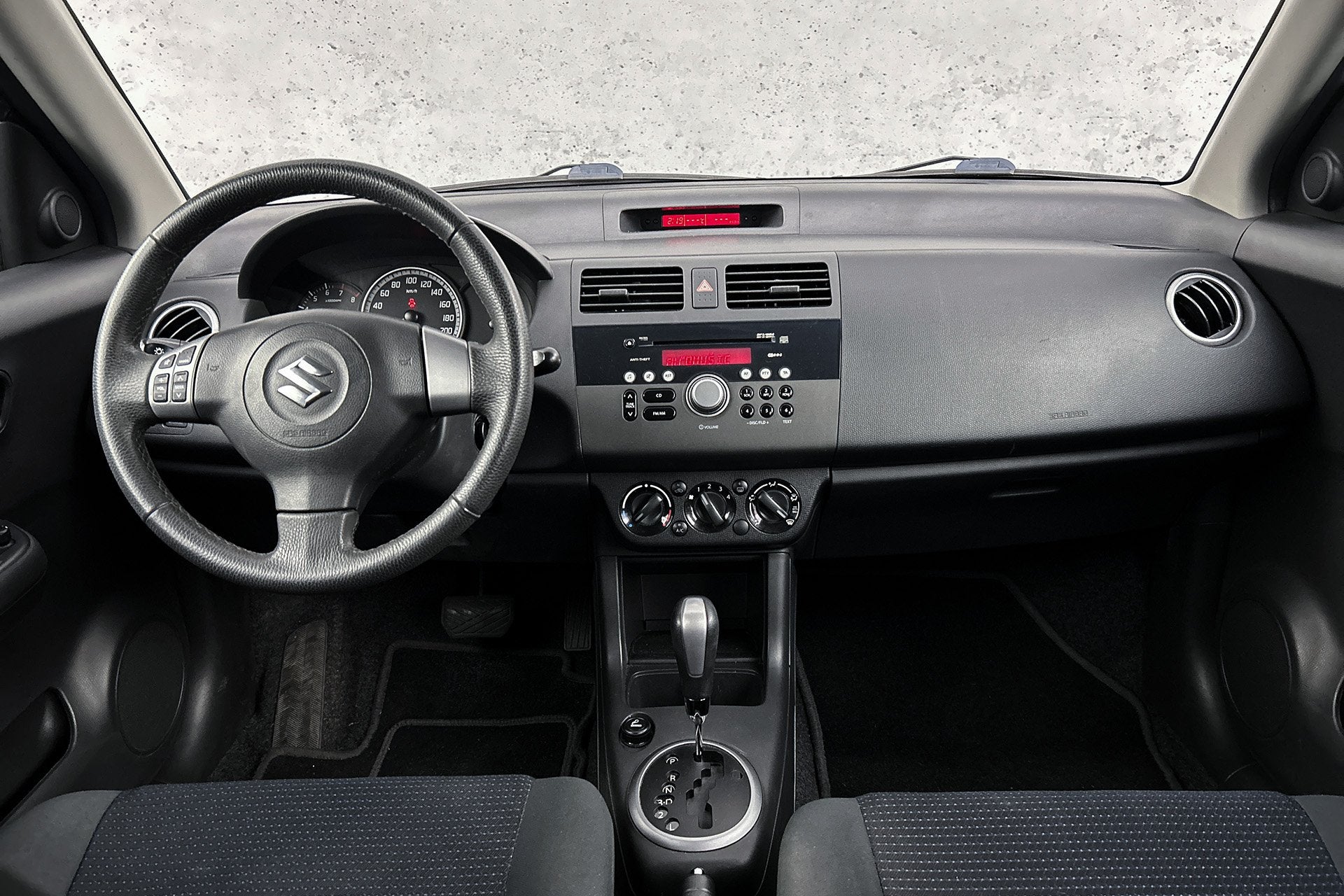 Suzuki Swift 1.5 Exclusive | Airco | Lichtmetalen velgen | E, 4 cilinders, Swift, Bedrijf, 1000 kg