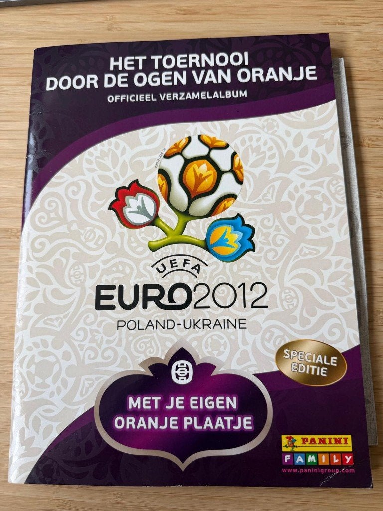 Panini Euro 2012 boek, Verzamelen, Verzenden, Gebruikt, Overige sporten, Boek of Tijdschrift