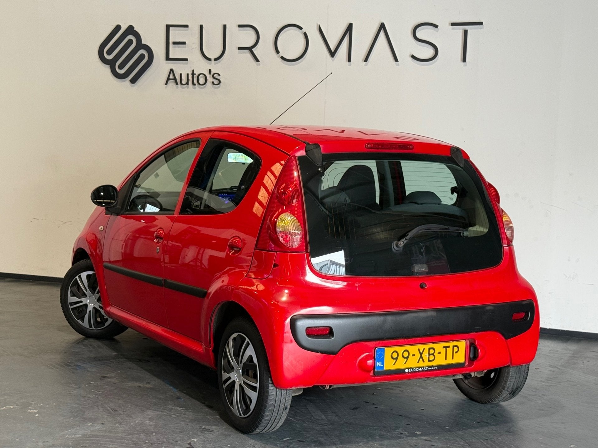 Peugeot 107 1.0-12V XS Carplay Elektrische Ramen 5d Nieuwe A, Voorwielaandrijving, Stof, Gebruikt, 68 pk