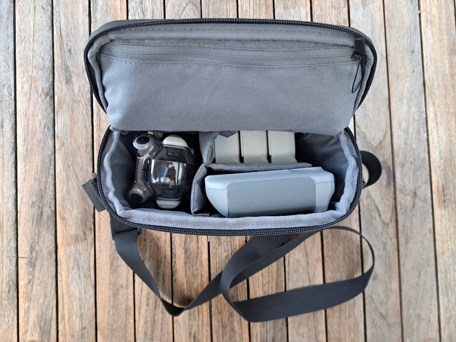 DJI mini 4 pro fly more combo met extra DJI ND-filters, Ophalen, Extra accu('s), 30 tot 45 minuten, Cameradrone