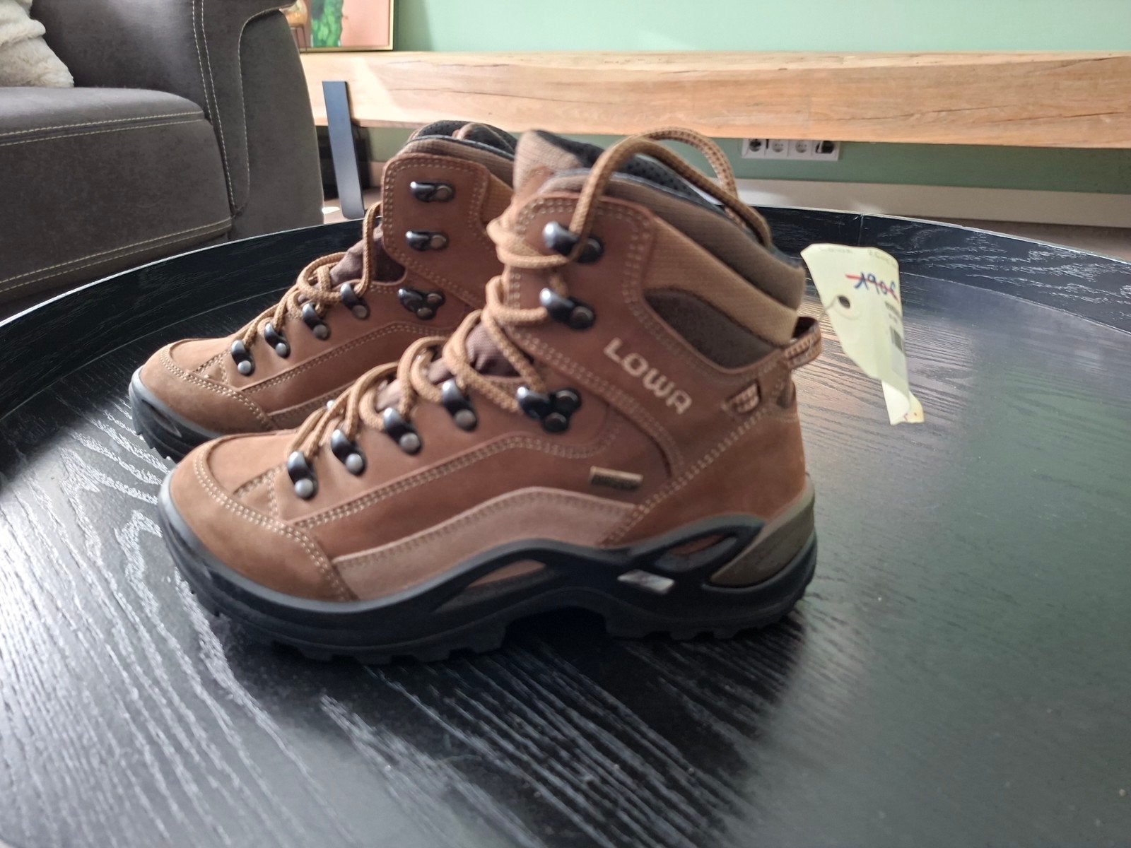 Nieuwe Lowa Renegade GTX Mid wandelschoenen maat 37, Ophalen of Verzenden, Nieuw, Schoenen