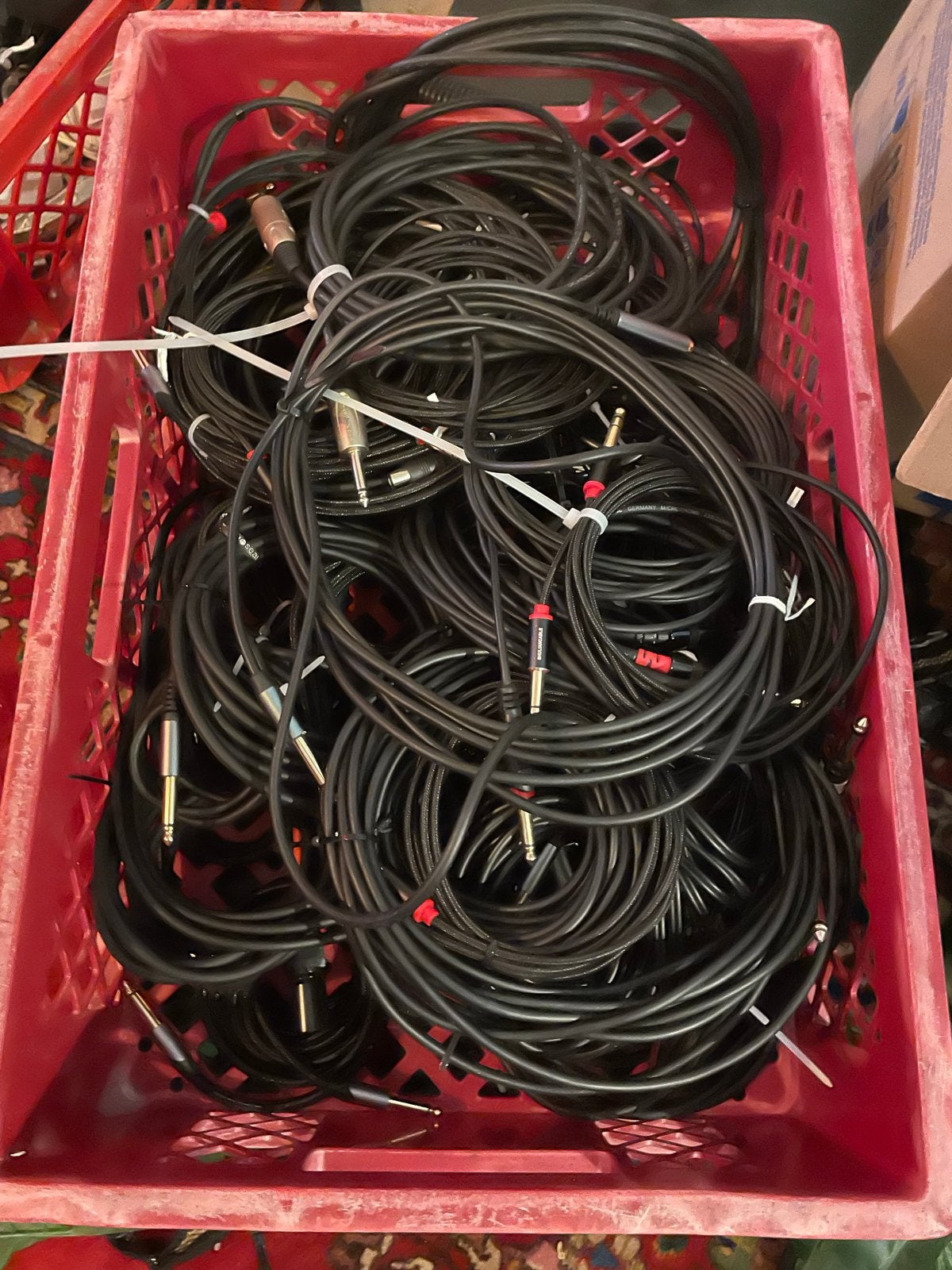 Kwaliteit bekabeling voor audio, video en stroomvoorziening, Ophalen of Verzenden, Gebruikt, 2 tot 5 meter, Overige kabels