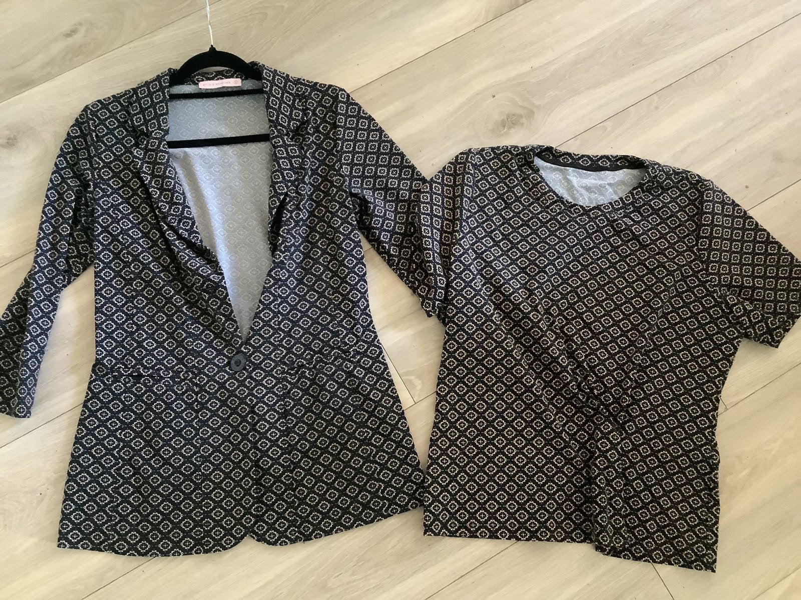 Studio Anneloes travelstof set S - Nieuwe collectie kleuren, Kostuum of Pak, Meerkleurig, Ophalen of Verzenden, Zo goed als nieuw