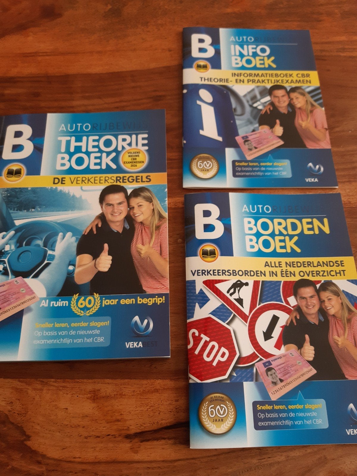 Vekabest Theorieboeken Rijbewijs B (3-delig), Ophalen of Verzenden, Zo goed als nieuw, Overige niveaus, Vekabest