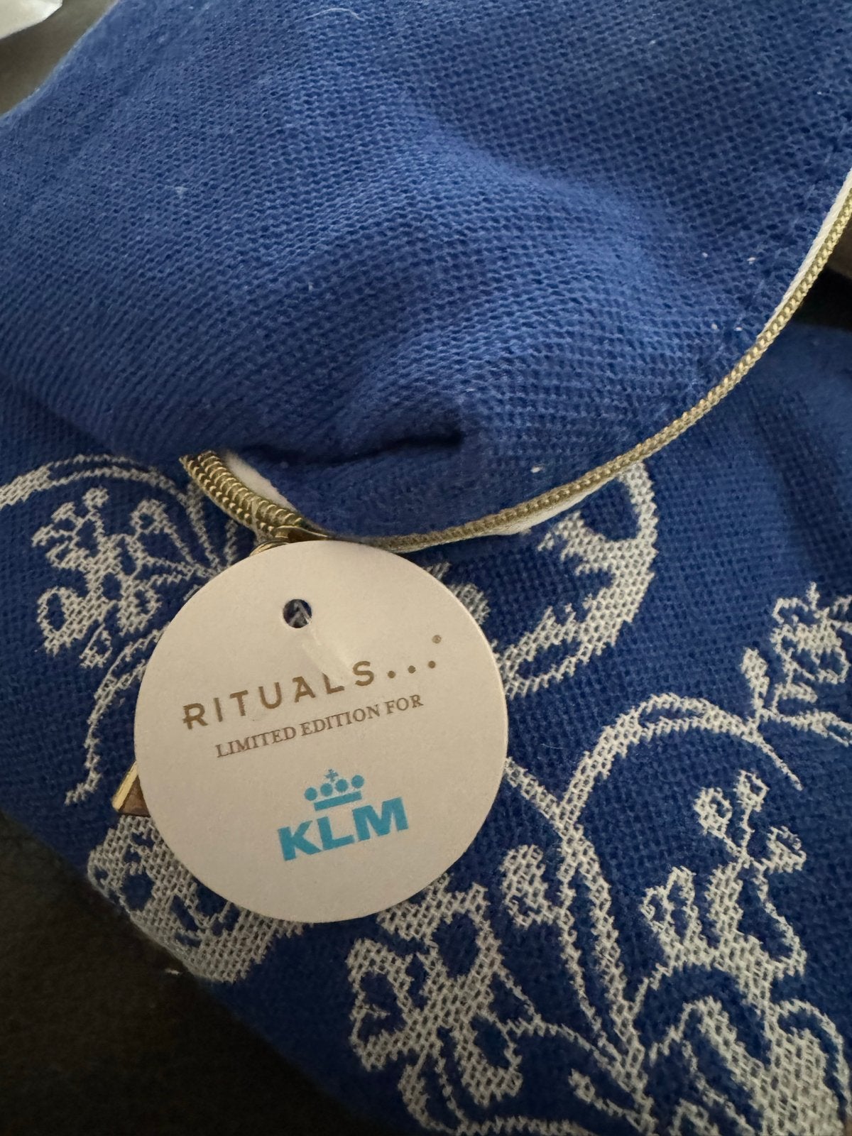 Rituals KLM Limited Edition toilettasje - Blauw met pauw, Sieraden, Tassen en Uiterlijk, Toilettassen, Ophalen of Verzenden, Nieuw