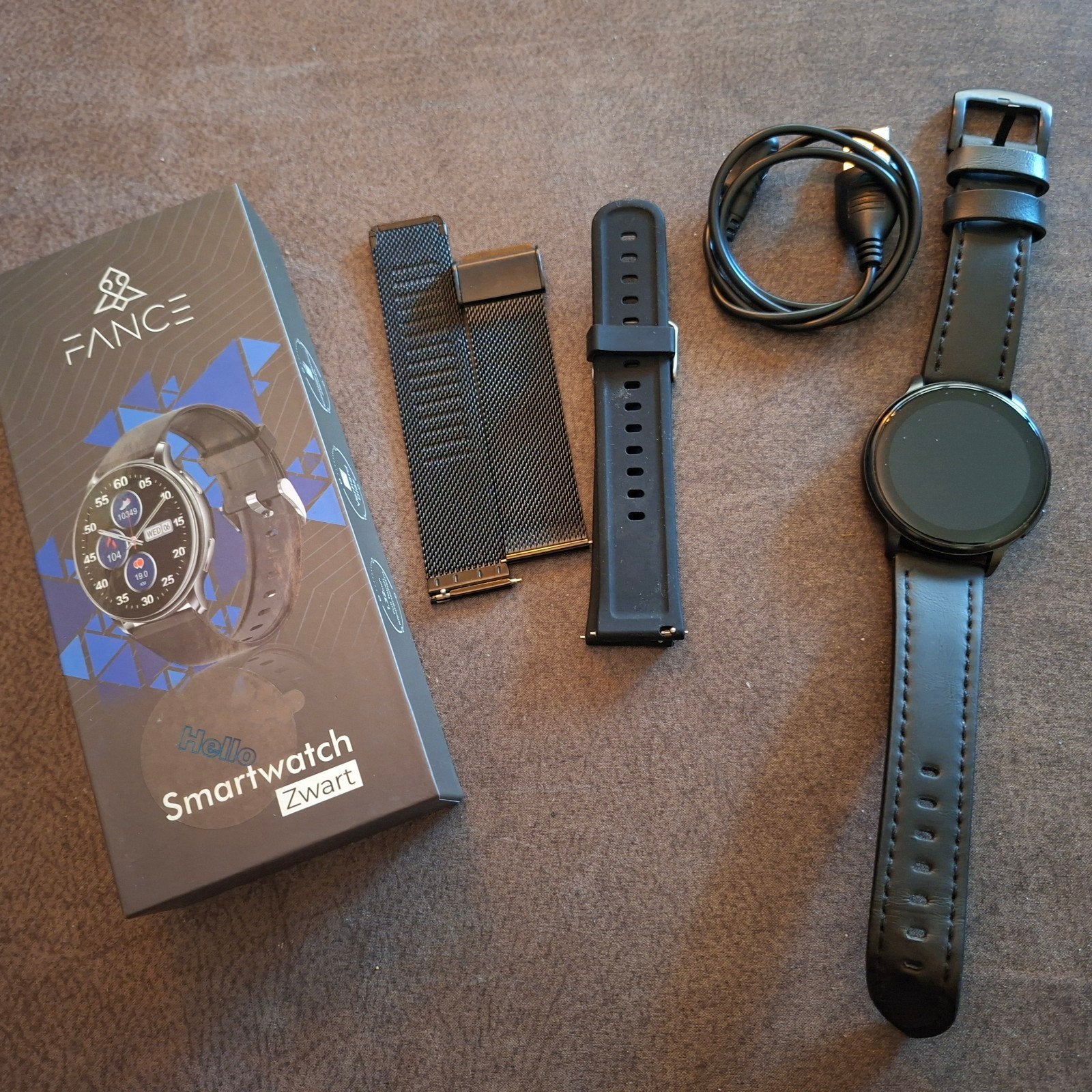 Fance Smartwatch met 3 bandjes en oplader - Waterdicht, Zwart, Ophalen of Verzenden, Zo goed als nieuw, Waterdicht