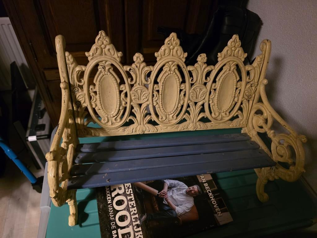 Decoratieve gietijzeren bankje, Ophalen of Verzenden