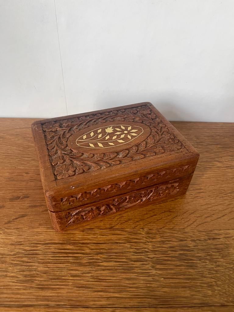 Vintage sierkist houtsnijwerk sieradenkistje, Minder dan 50 cm, Minder dan 50 cm, Ophalen of Verzenden, Zo goed als nieuw