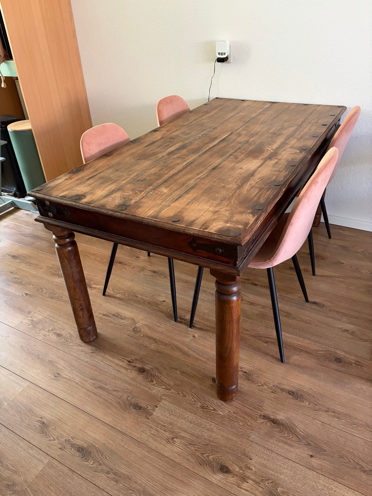 Houten eettafel met bijpassende salontafel, Huis en Inrichting, Tafels | Eettafels, Ophalen, Gebruikt, 50 tot 100 cm, 150 tot 200 cm