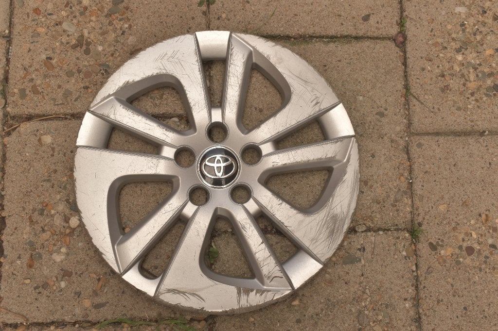 1 losse originele wieldop Toyota Prius 15 inch, Auto diversen, Wieldoppen, Ophalen of Verzenden, Gebruikt