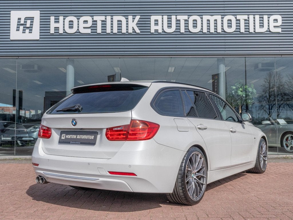 BMW 3-serie Touring 320d High Executive | Pano | Hud | Deale, Auto's, BMW, Zwart, 4 cilinders, Wit, Diesel